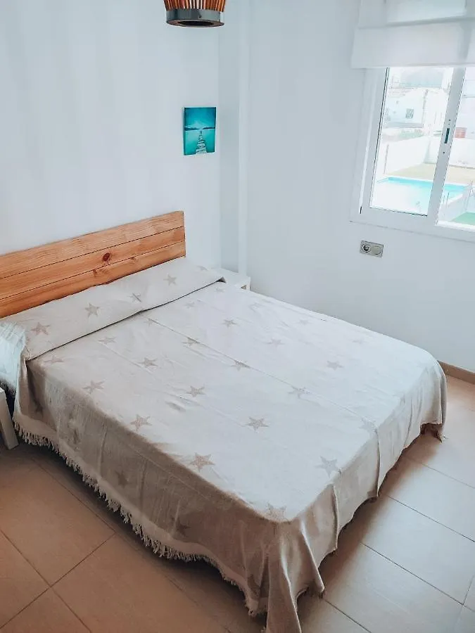 Nina'S Blue Pool & Beach Deltebre Apartment